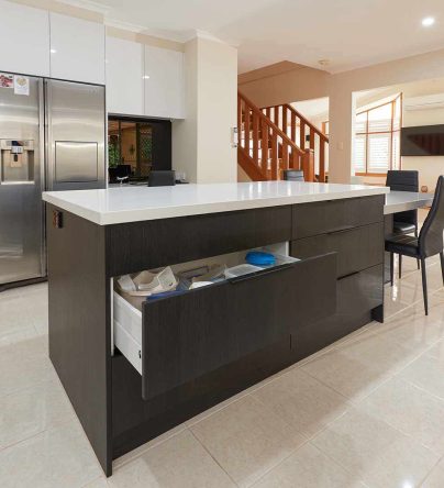 Contemporary kitchen renovation Point Cook