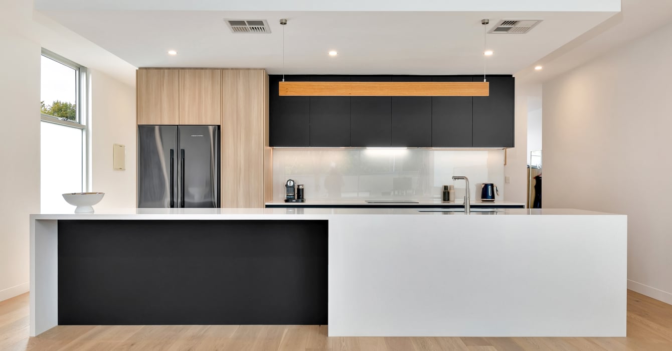 Melbourne kitchen remodel with minimalist cabinetry design