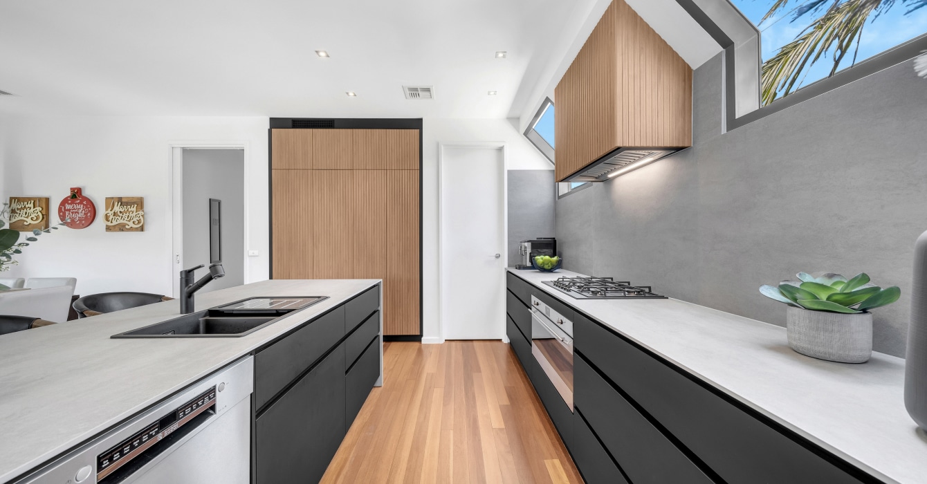 Kitchen renovation before and after results in Melbourne